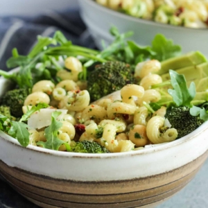 Pesto Pasta Salad with Sun Dried Tomatoes