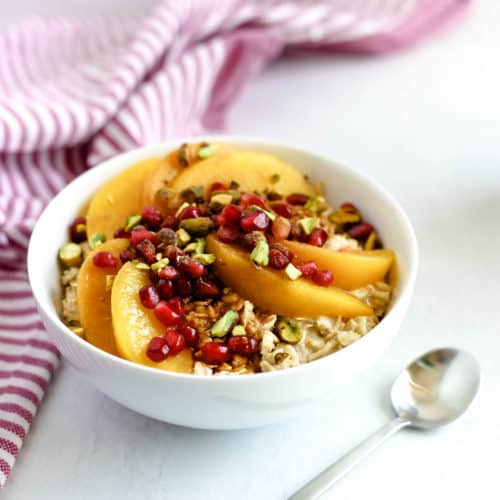 https://streetsmartnutrition.com/wp-content/uploads/2019/02/Peach-Pomegranate-Oatmeal-Bowl-5-500x500.jpg