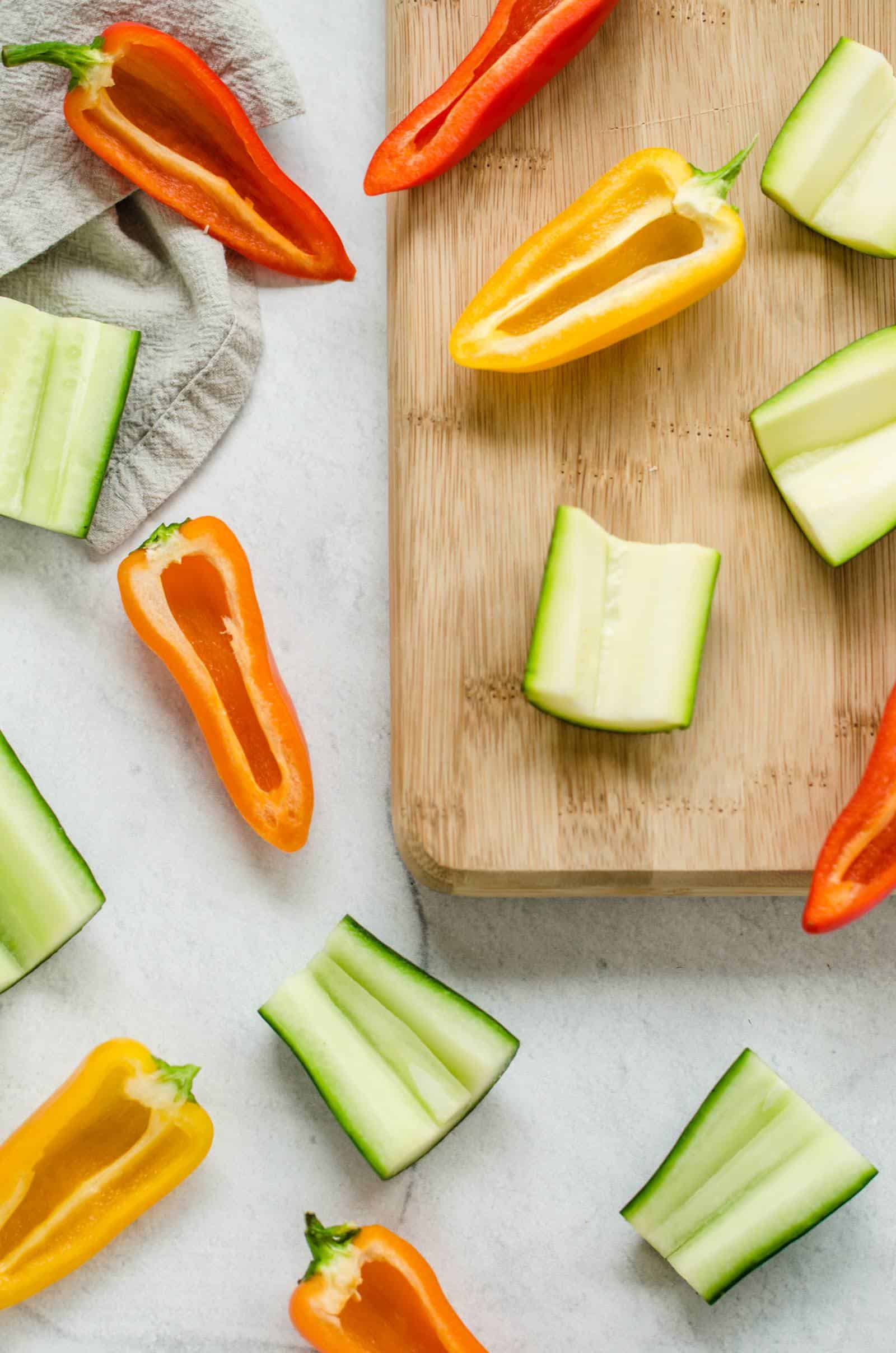 Wondering what to make with canned tuna? Look no further than these Spicy Tuna Veggie Boats - they're a super easy no-cook lunch idea with tons of flavor